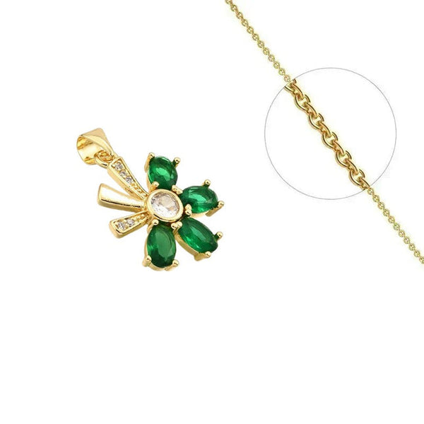 Goldkette und grüner Blumenanhänger mit eingefassten Zirkoniasteinen