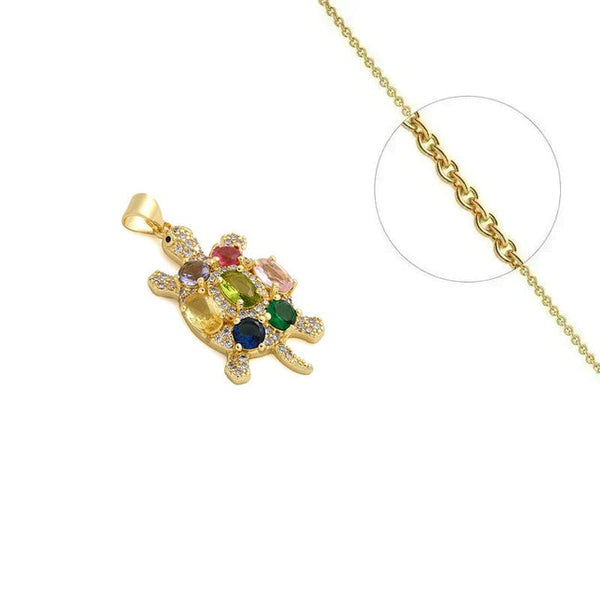 Goldkette und Schildkrötenanhänger mit eingefassten farbigen Zirkoniasteinen